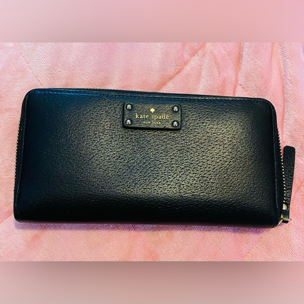 Kate Spade Wellesley Black Leather Zip Continental Clutch Wallet